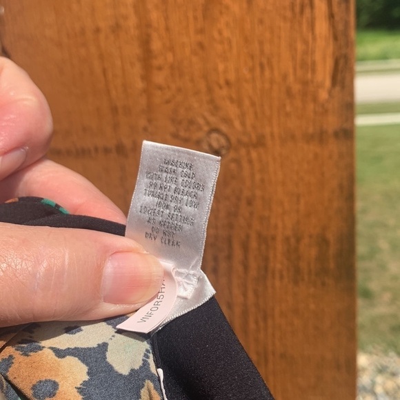 Zenergy by Chicos jacket size 2 for layering euc great colors for a stap… - Picture 9 of 12